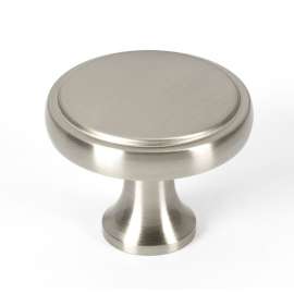 Knob Transitional 1-1/2-in in Satin Nickel
