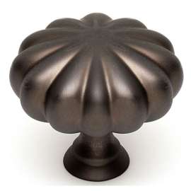 Knob Traditional 1-1/2-in in Chocolate Bronze