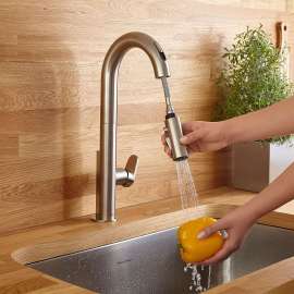 Beale Selectronic Hands-Free Pull-Down Kitchen Faucet in Stainless Steel