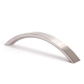 Advantage Plus-7 9398-1BPN-P Pull 128mm CC in Brushed Nickel