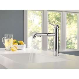 Trinsic 4159-DST Single Handle Pull-Out Kitchen Faucet in Polished Chrome