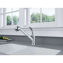 B4310LF Foundations Single Handle Pull-Out Kitchen Faucet in Polished Chrome