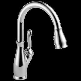 Delta Leland(R): Single Handle Pull-Down Kitchen Faucet with ShieldSpray(R) Technology, 9178-DST