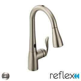 Single Handle Pulldown Kitchen Faucet in Spot Resist Stainless