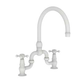 Newport Brass Chesterfield(R): Kitchen Bridge Faucet