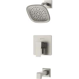 Verity Tub and Shower Trim with VersaFlex Integral Diverter