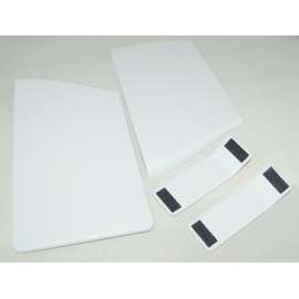 Set of Large and Small Side Plates for Toilets